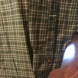 Brooks Brothers Shirts - BROOKS BROTHERS CASUAL DRESS SHIRT Brooks Brothers Shirts - BROOKS BROTHERS CASUAL DRESS SHIRT